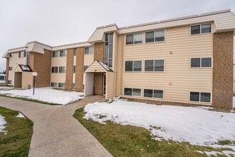 Building Photo - University Heights (KC-AM)