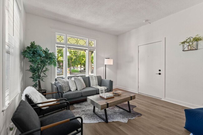Interior Photo - The Guest House