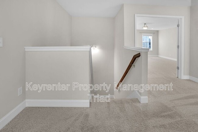 Building Photo - 5470 Noble View Dr