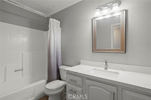 Building Photo - 39472 Long Ridge Dr