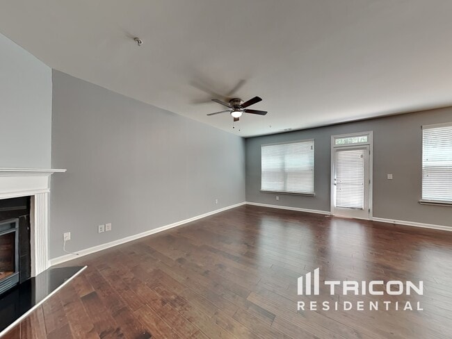 Building Photo - 3853 Augustine Pl