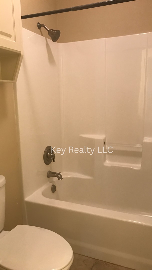 Building Photo - 5209 Rue De Chateau