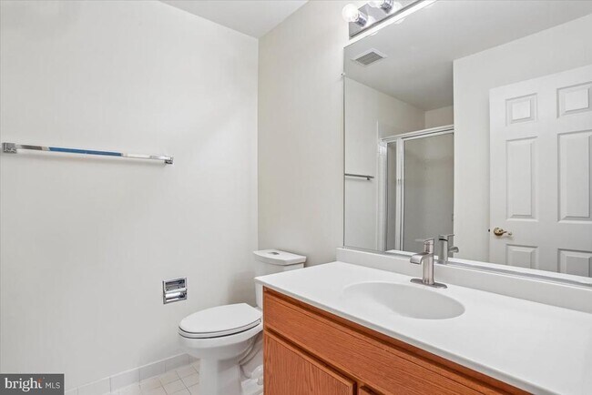 Building Photo - 8912 Barrowgate Ct