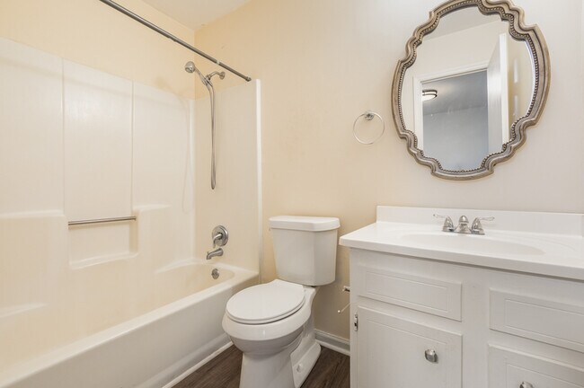 Building Photo - 7201 Raj Ct