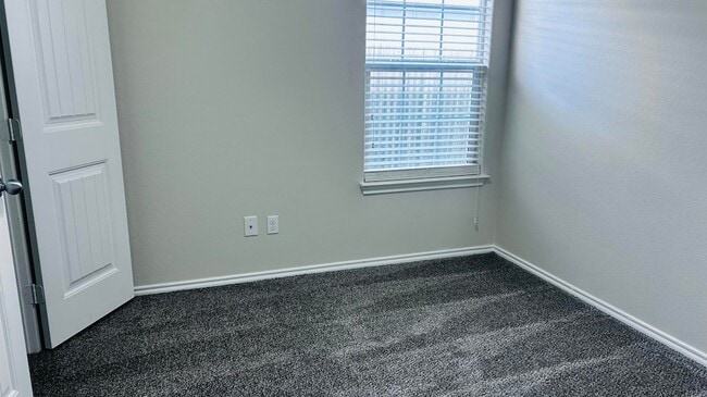 Building Photo - 8905 Terrell Ave