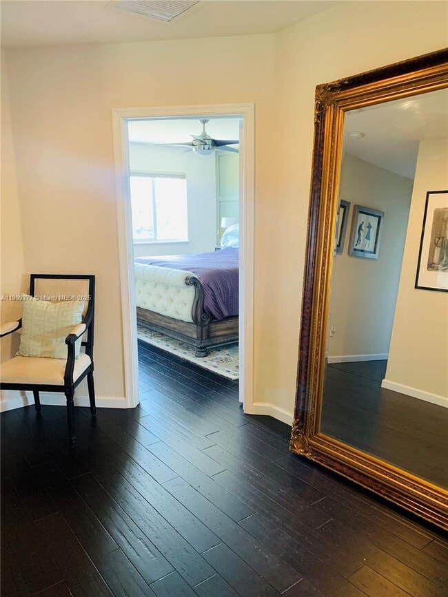 Building Photo - 4812 Foxtail Palm Ct