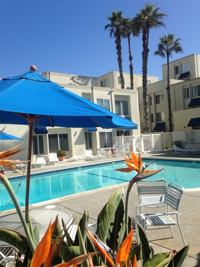 Building Photo - 711 CA-1