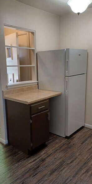 Building Photo - 284 North Ave