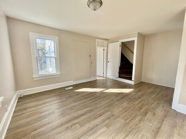 Building Photo - 31 Ellis St