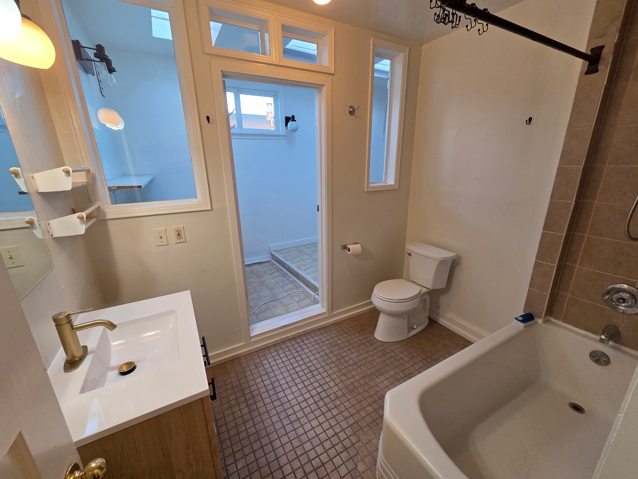 Building Photo - 3916 Quigley St