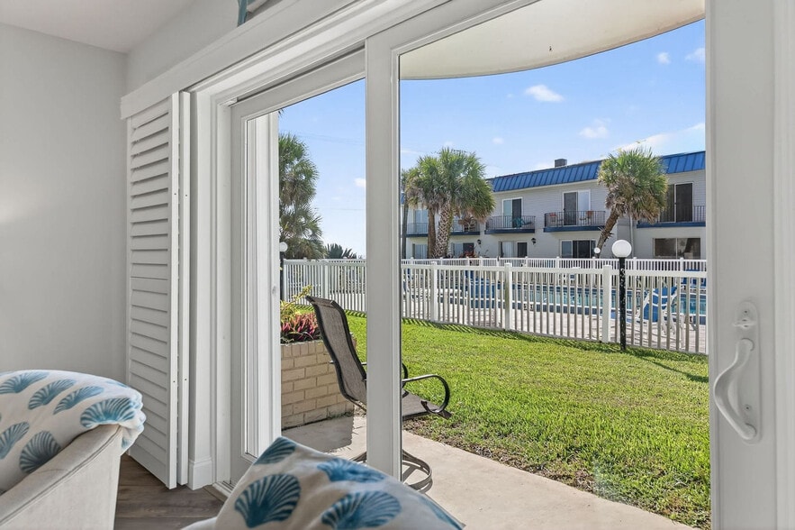 Building Photo - 2750 Ocean Shore Blvd