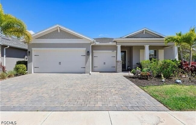 Building Photo - 16209 Bluestem Ln