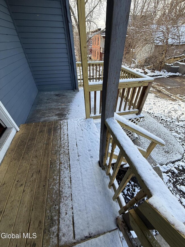 Building Photo - 10 Orange St