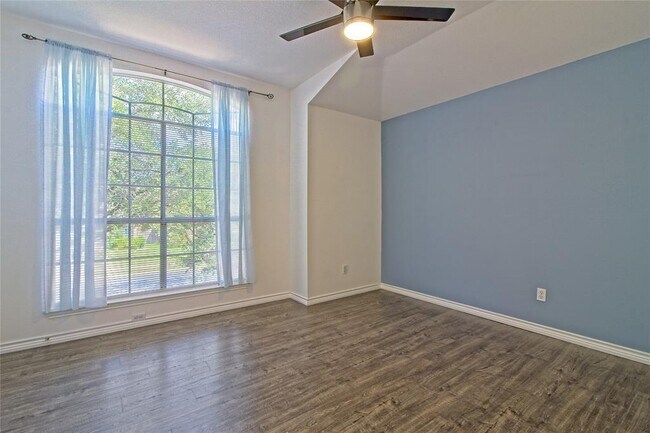 Building Photo - 13421 Tossa Ln