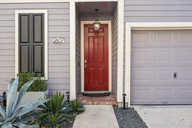 Building Photo - 2607 Link Rd