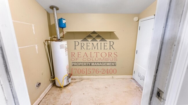 Building Photo - 3853 Rockdale Dr