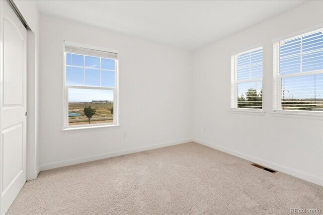 Building Photo - 1900 Shoshone Pl