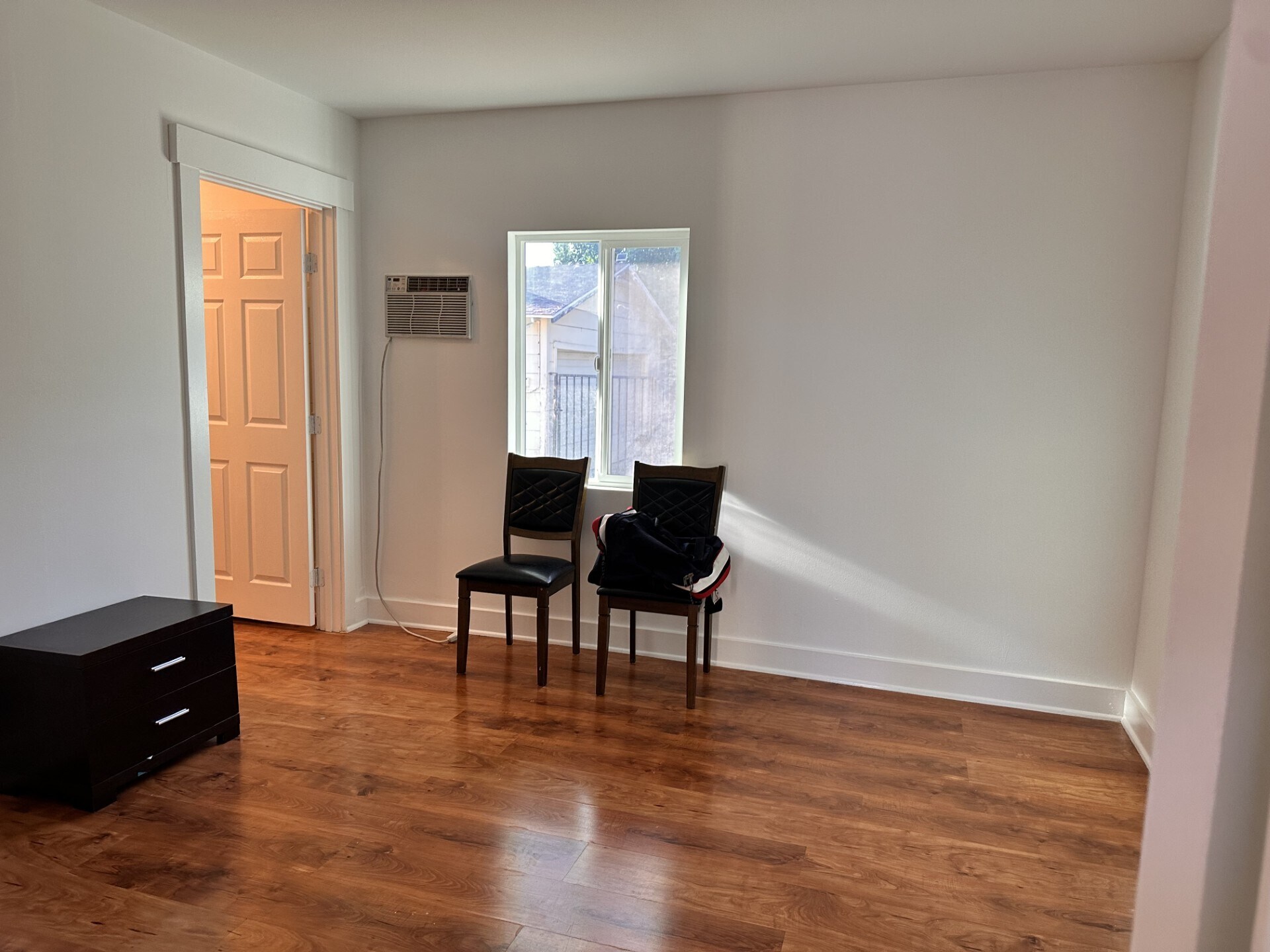 Building Photo - 7231 Vanalden Ave