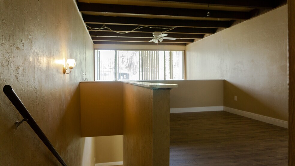 Building Photo - 711 SW 75th St