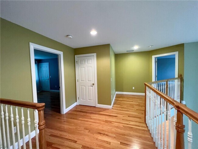 Building Photo - 39 Eagle Dr