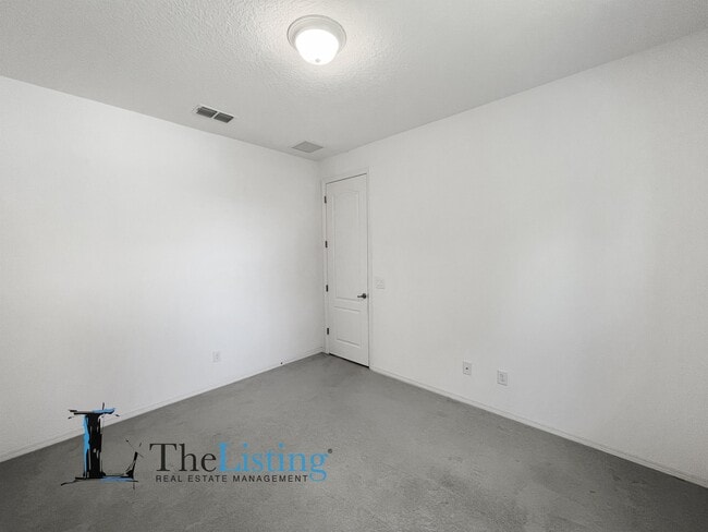 Building Photo - 14359 Shocklach Dr