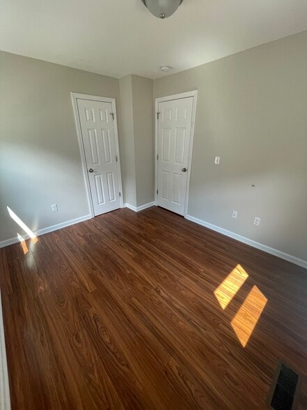 Building Photo - 4 Willoughby St