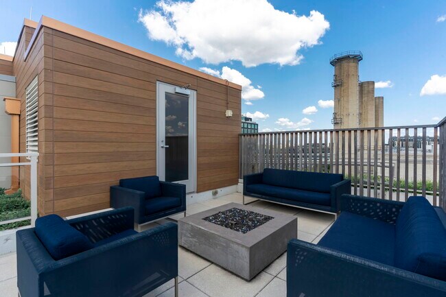 Building Photo - 88 V St SW