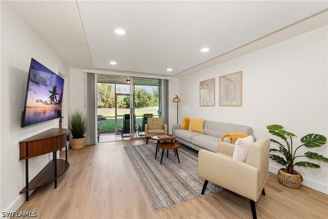 Building Photo - 501 Forest Lakes Blvd