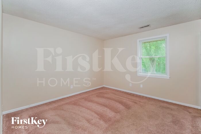 Building Photo - 5373 Padre Ln