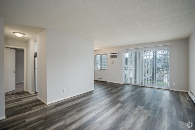 Interior Photo - Charlton Place