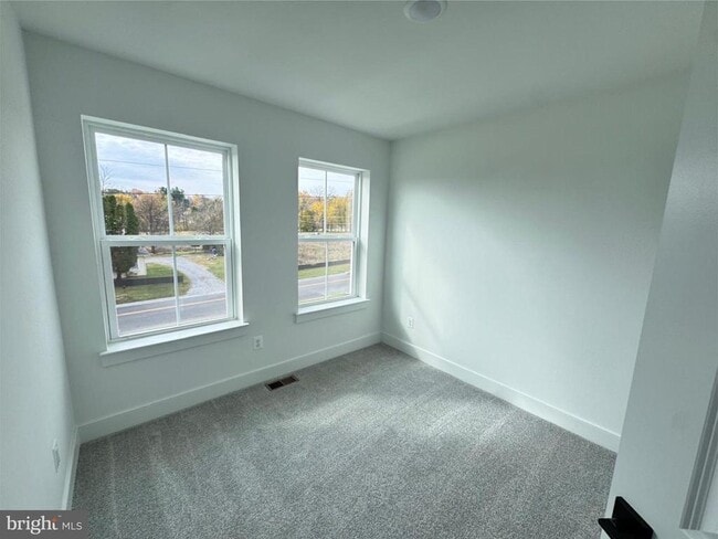 Building Photo - 1877 Shookstown Rd