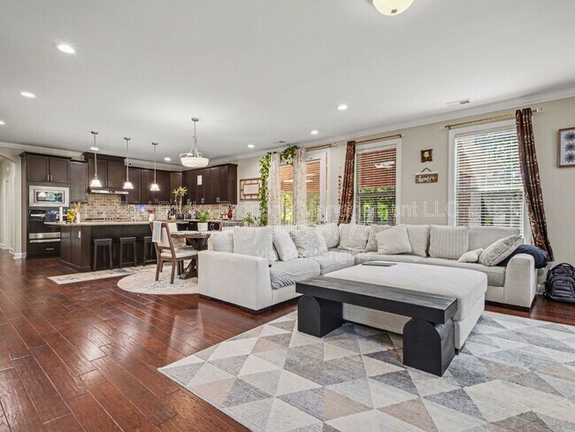 Building Photo - 8742 Whitehawk Hill Rd