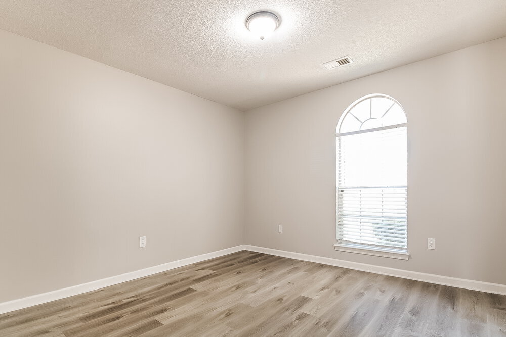 Building Photo - 1805 Steeplechase Cove
