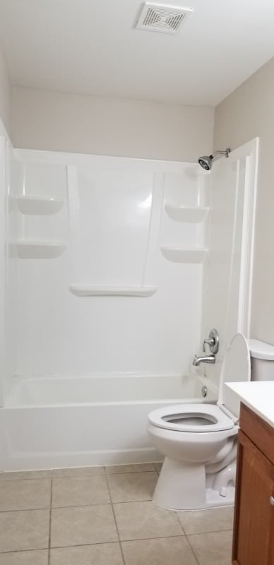 Building Photo - 1510 Country Downs Dr