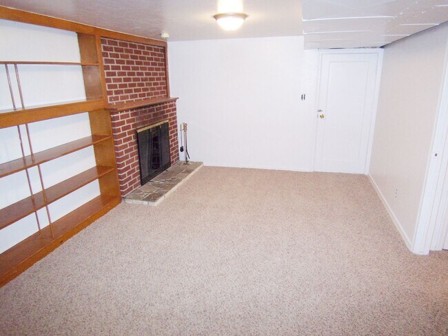 Building Photo - 85 Princeton Ave