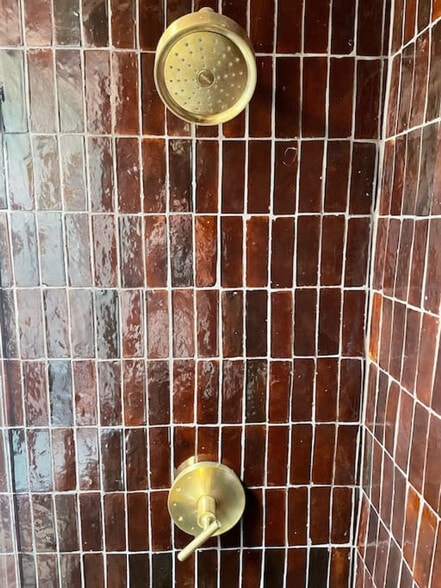 Building Photo - 1127 Siler Park Ln