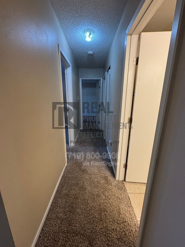 Building Photo - 118 Scotland Rd