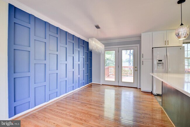 Building Photo - 618 Worchester St