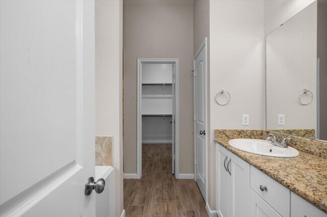 Building Photo - 3075 Positano Loop