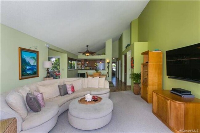 Living Room - 7007 Hawaii Kai Dr