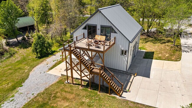 Building Photo - 800 Cane Creek Rd