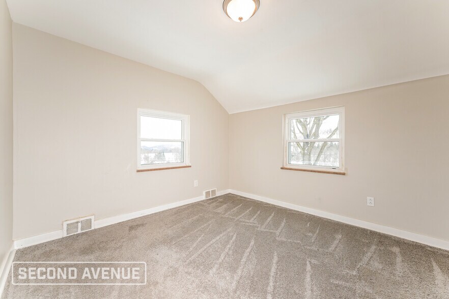 Building Photo - 5716 Brinley Dr