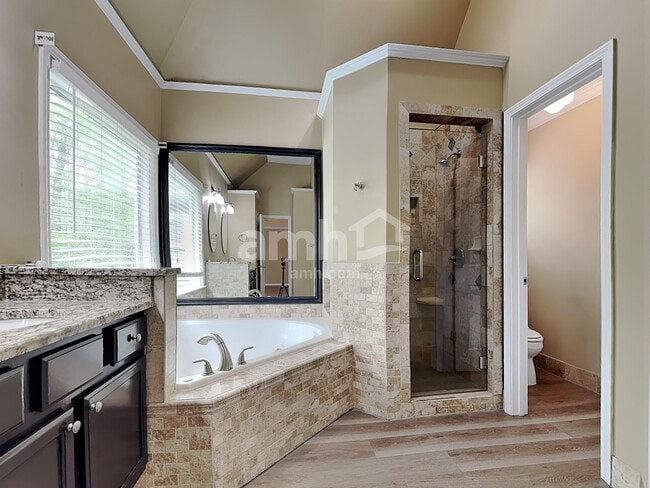 Building Photo - 6105 Braidwood Ct