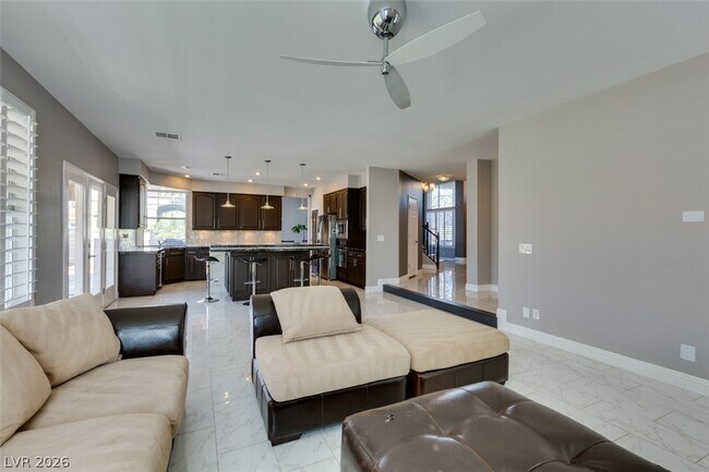 Building Photo - 152 Ultra Dr
