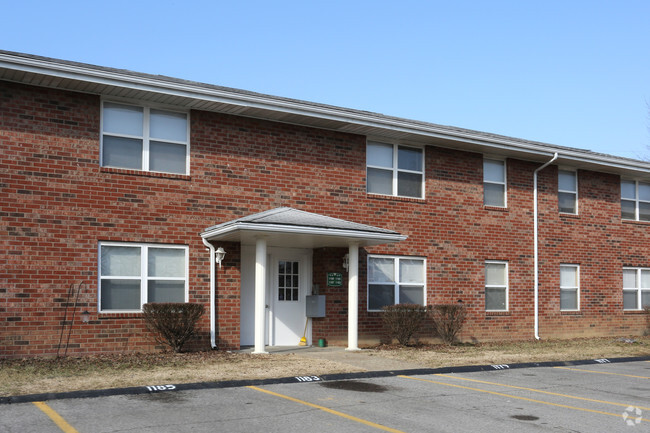 Diamond Valley Apartments - Evansville, IN | Apartment Finder