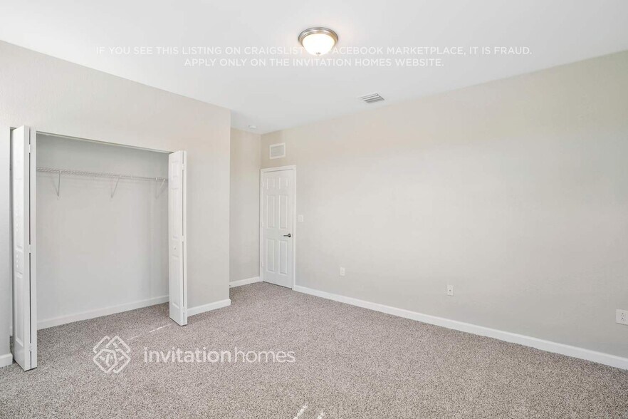 Building Photo - 23391 SW 118 Ave