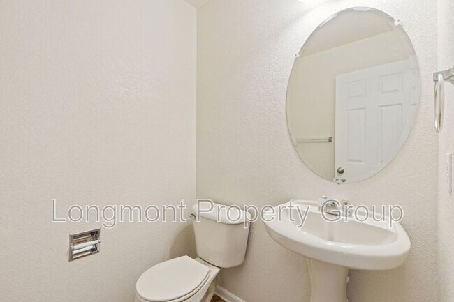 Building Photo - 5727 Skyline Ave