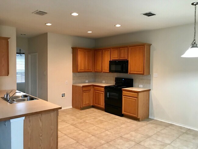 Building Photo - 413 Mystic River Trail