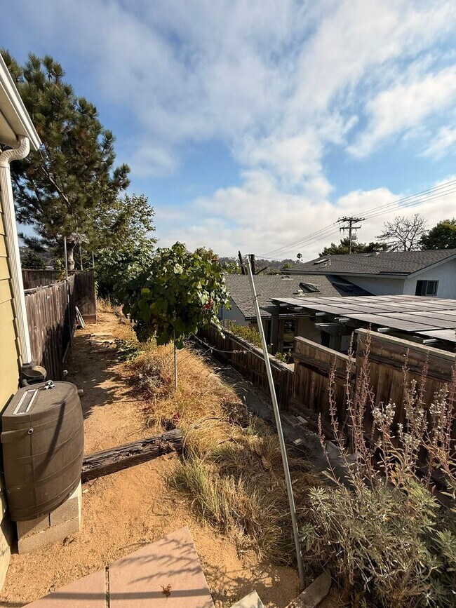 Building Photo - New Beach Bungalow Studio – Fire Mountain, South Oceanside