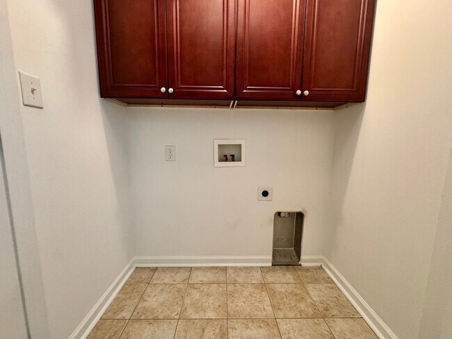 Building Photo - 2 BR 2BA Duplex in Holly Ridge